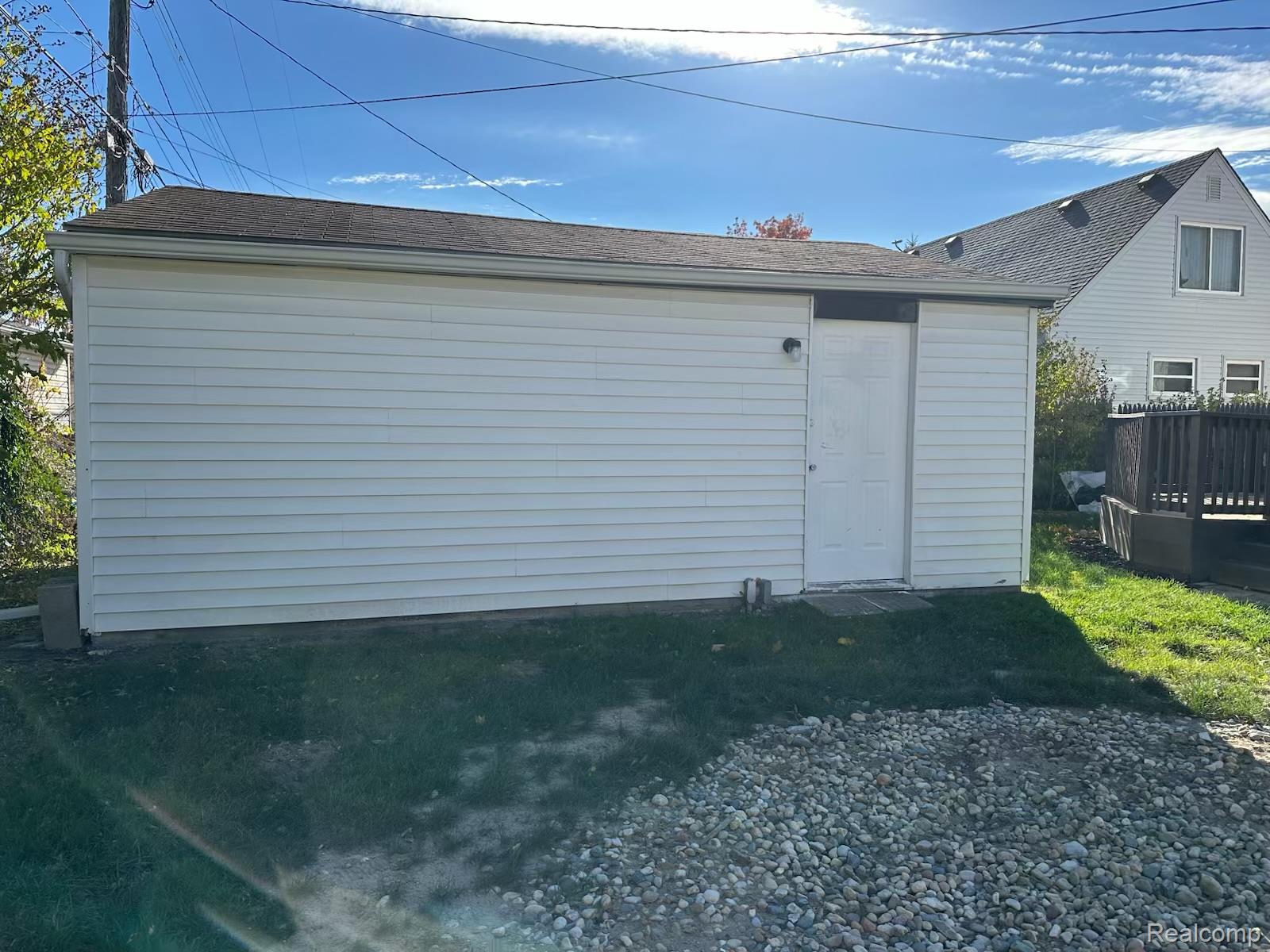 25216 Hayes Road