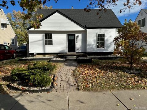 25216 Hayes Road Roseville City MI 48066