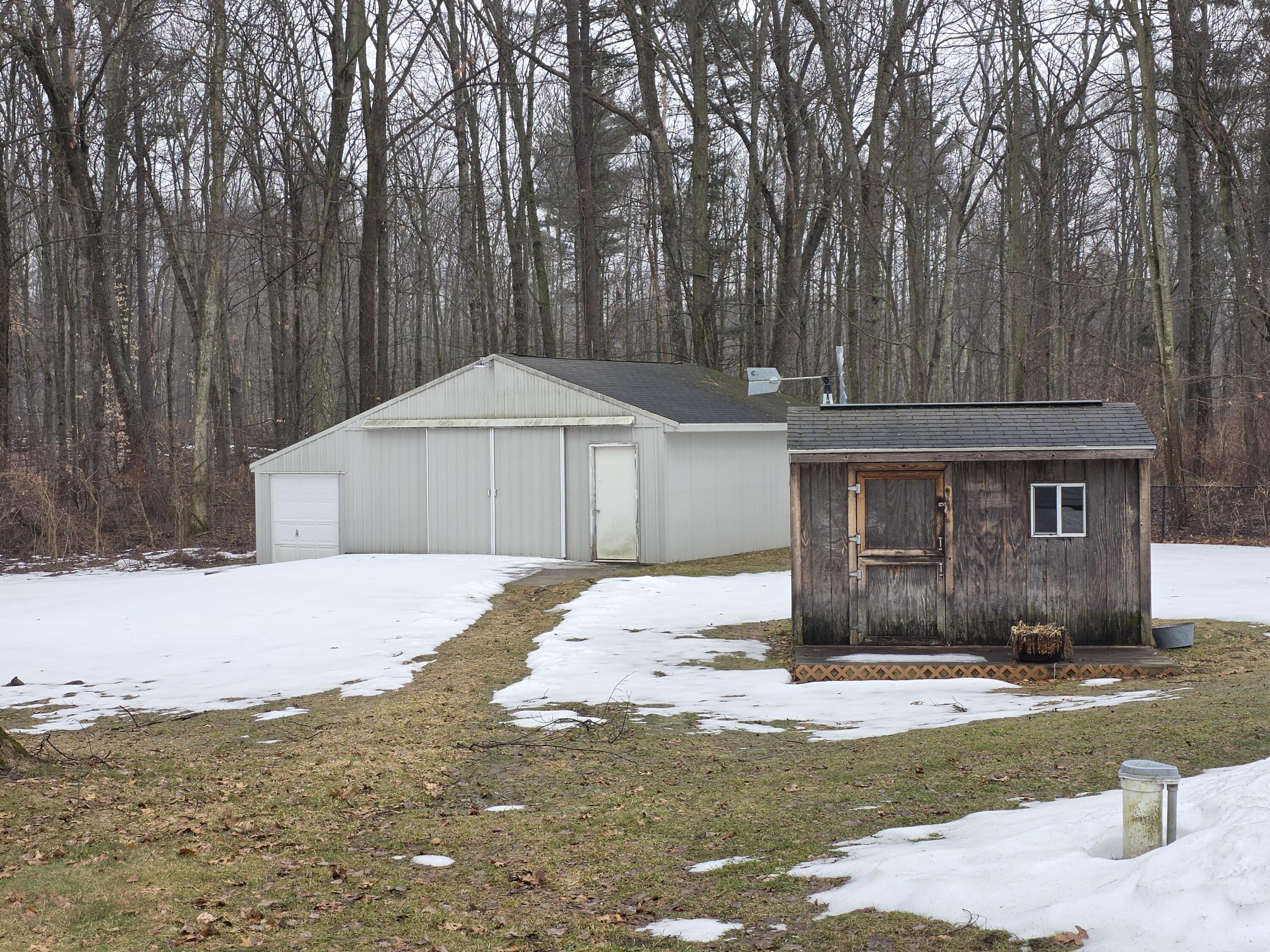 8216 Holton Duck Lake Road