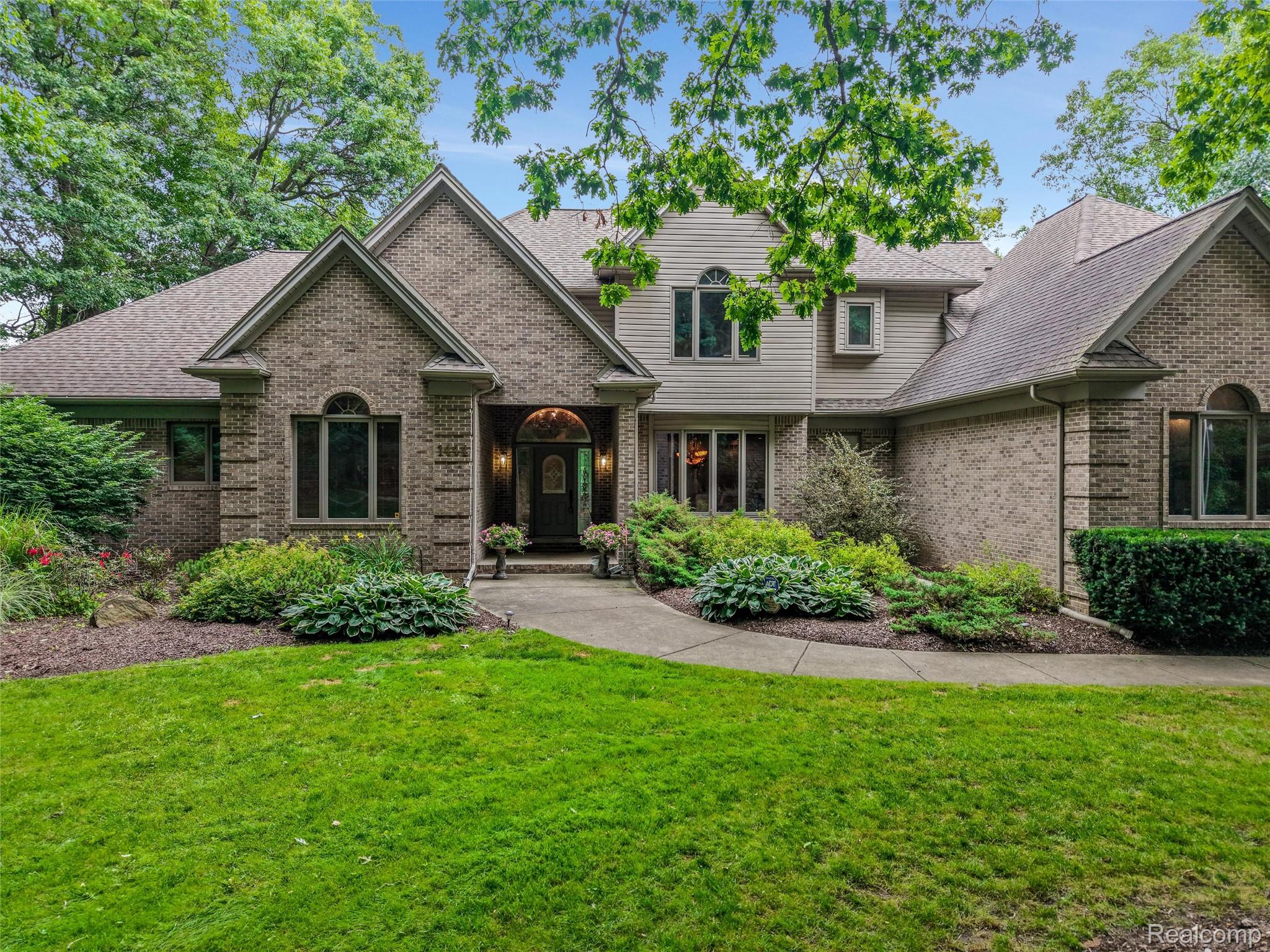 1444 W Clarkston Road