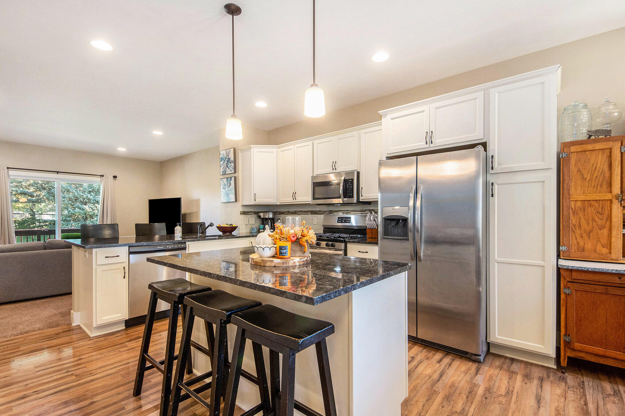 702 Braeside Drive SE