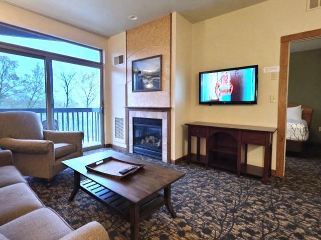 2400 Troon South