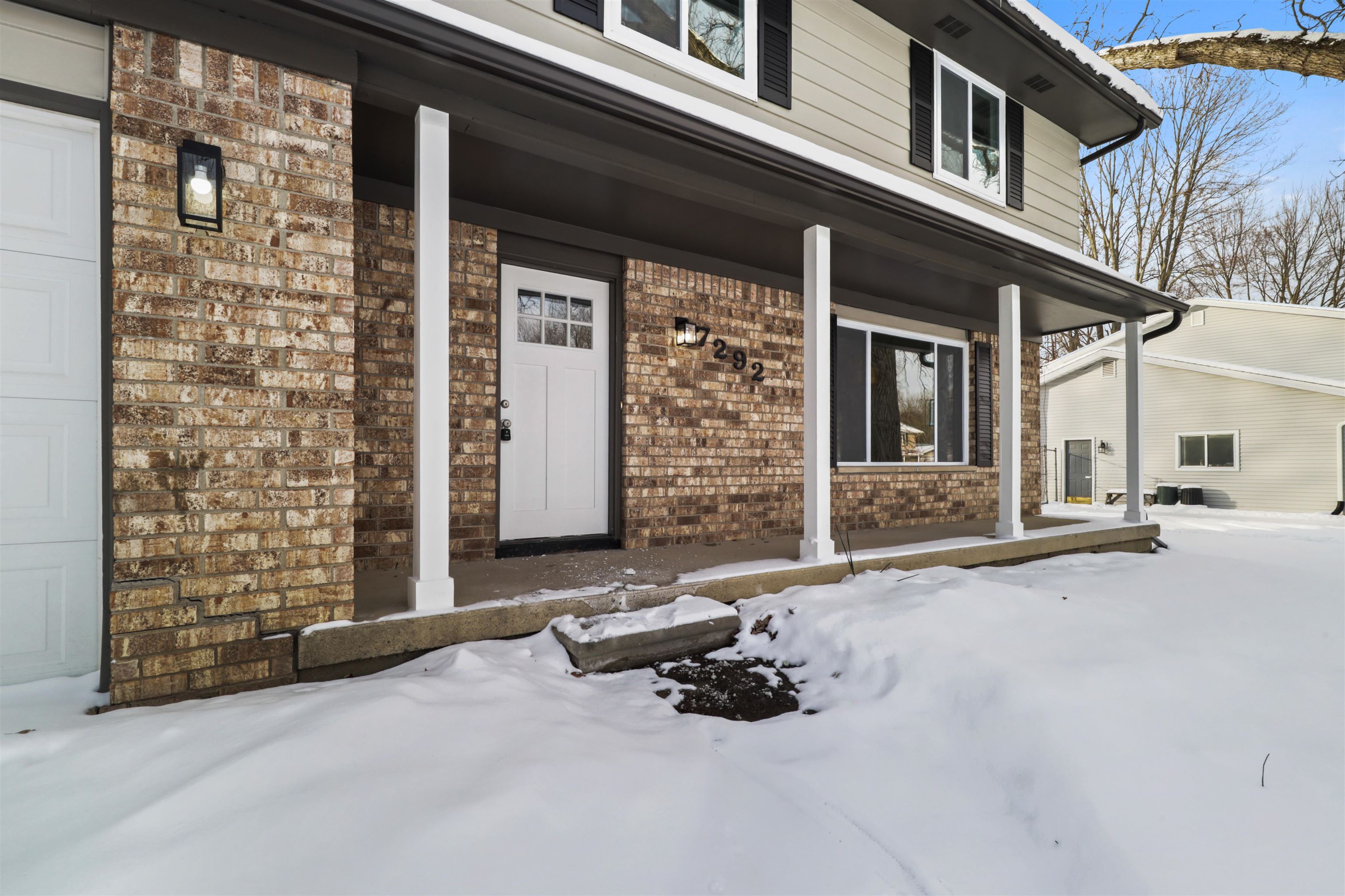 7292 Grandwood Drive