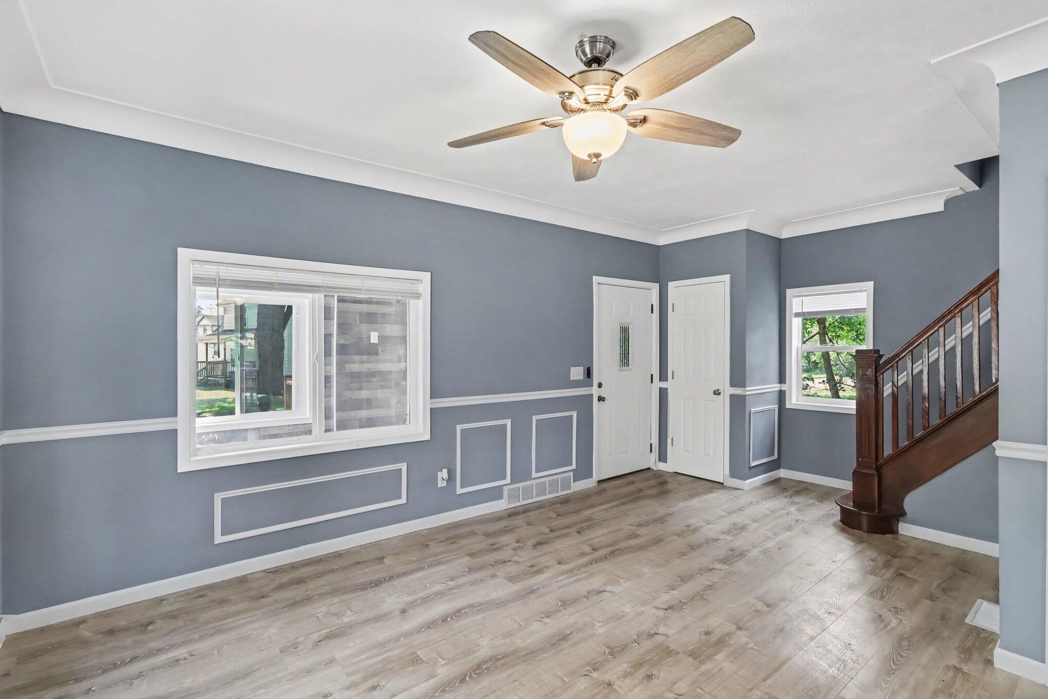2125 Briar Place
