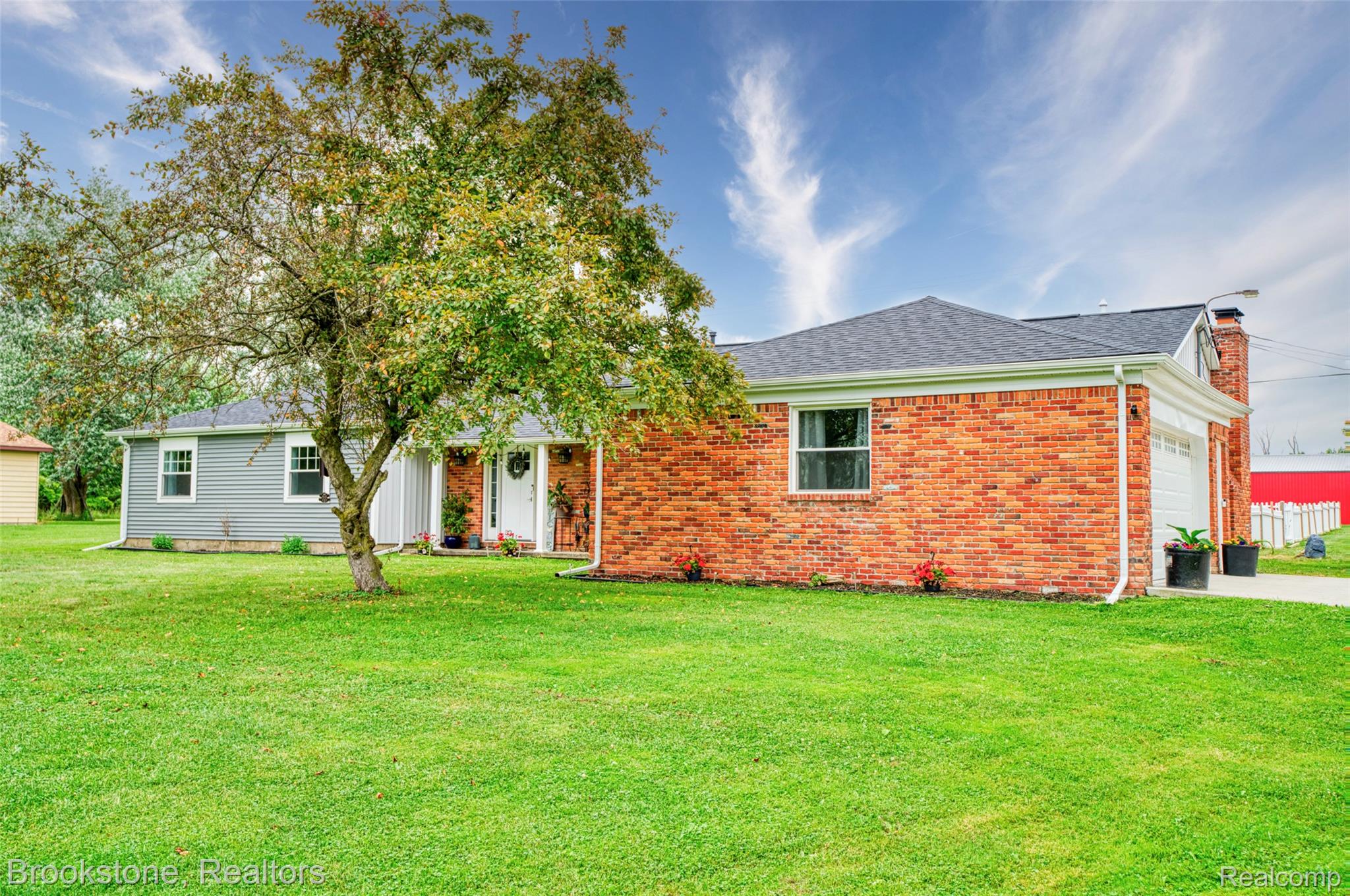 6245 Ray Road