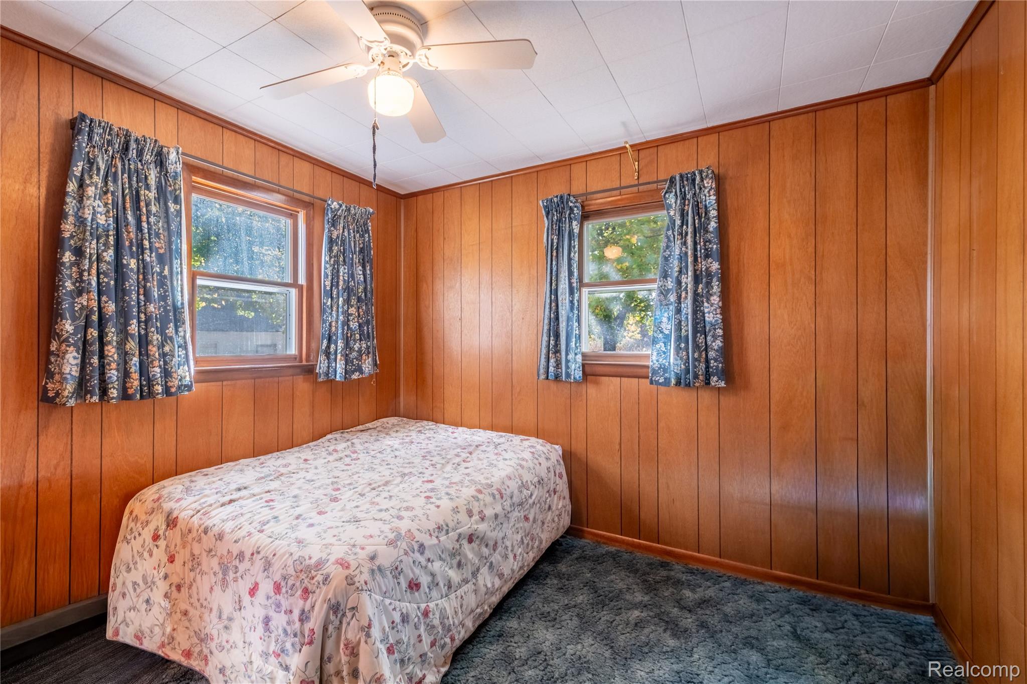 Holly Village, Michigan 48442, United States, 3 Bedrooms Bedrooms, ,1 BathroomBathrooms,Residential,Active,232877