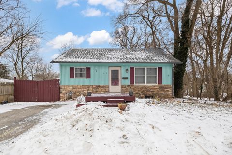 517 W Commerce Street Milford Village MI 48381