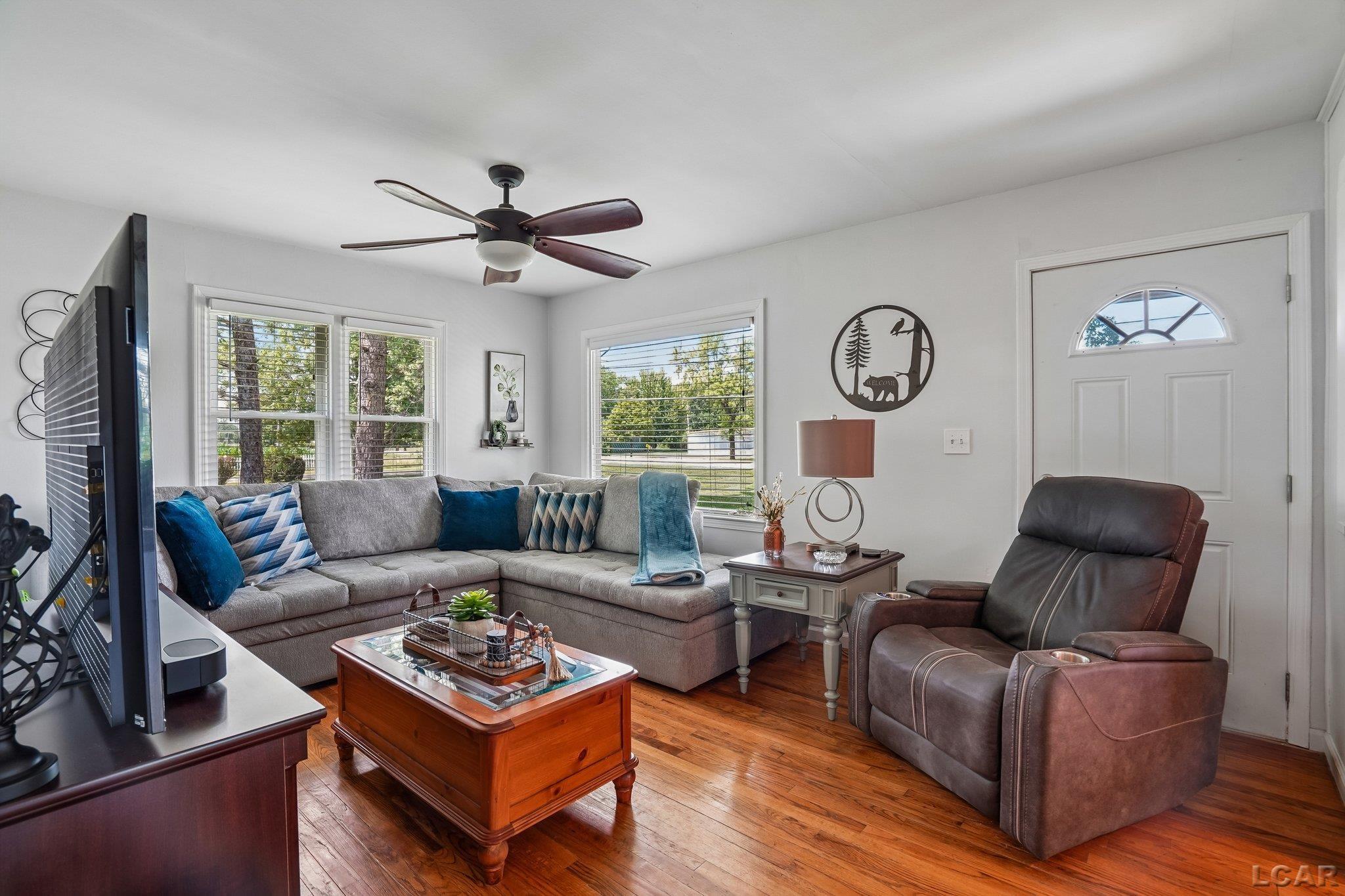 2758 Nadeau Road
