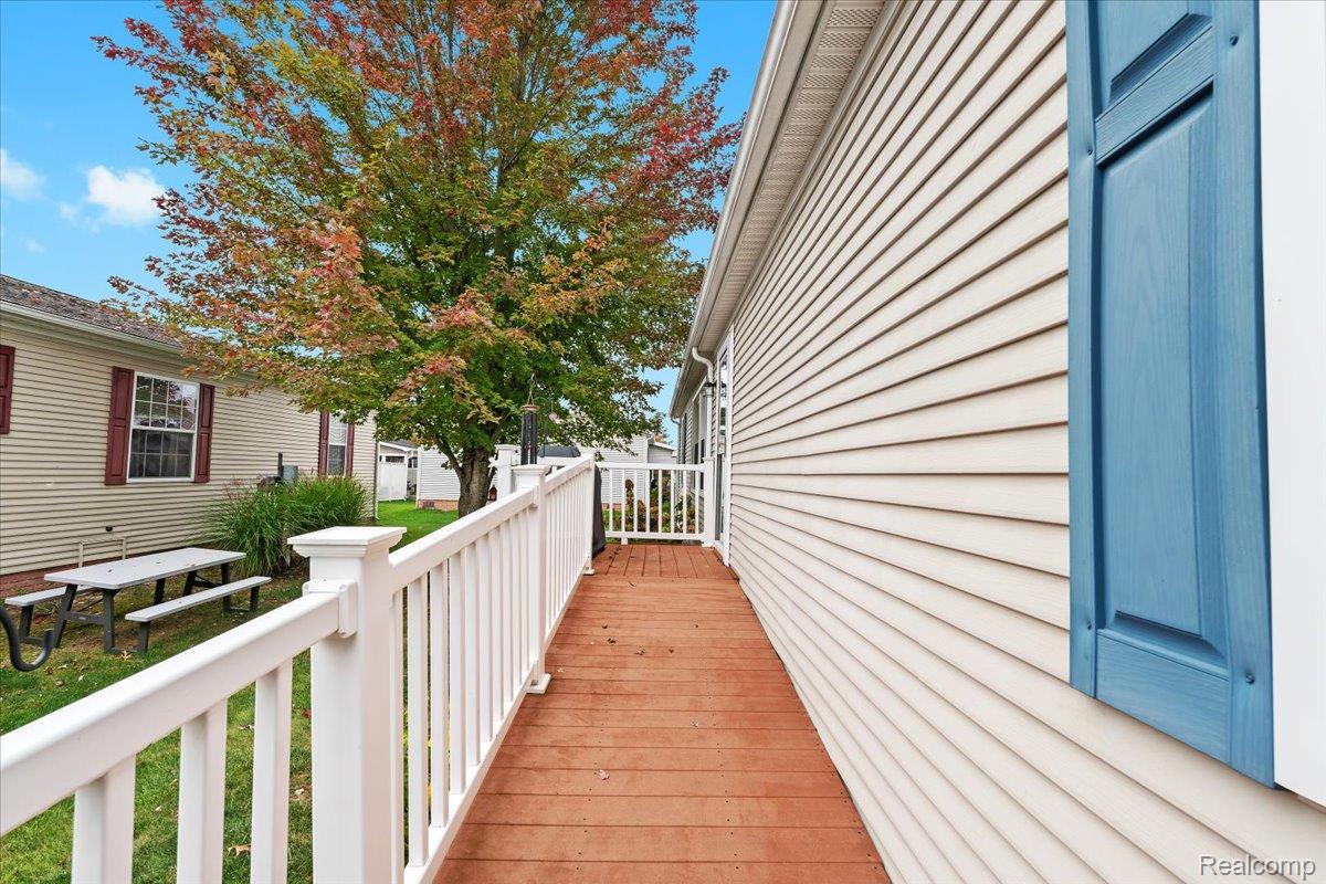 11092 Indianwood Court