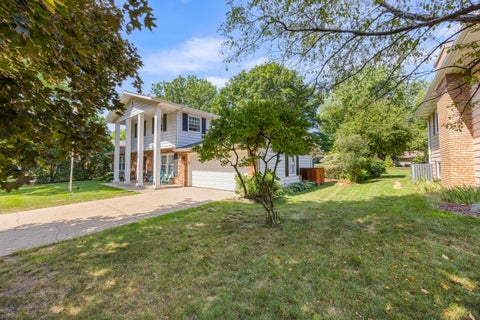 Tiny photo for 840 Edgehill Place, Battle Creek City, MI 49015 (MLS # 64026052536)