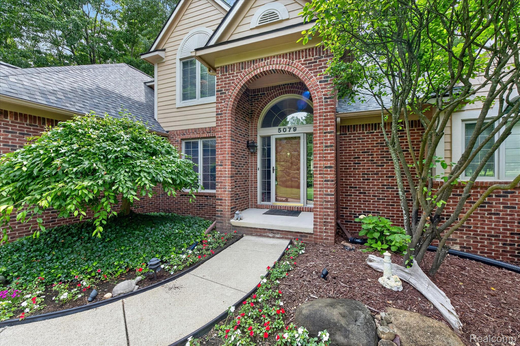 5079 Pinewood Drive