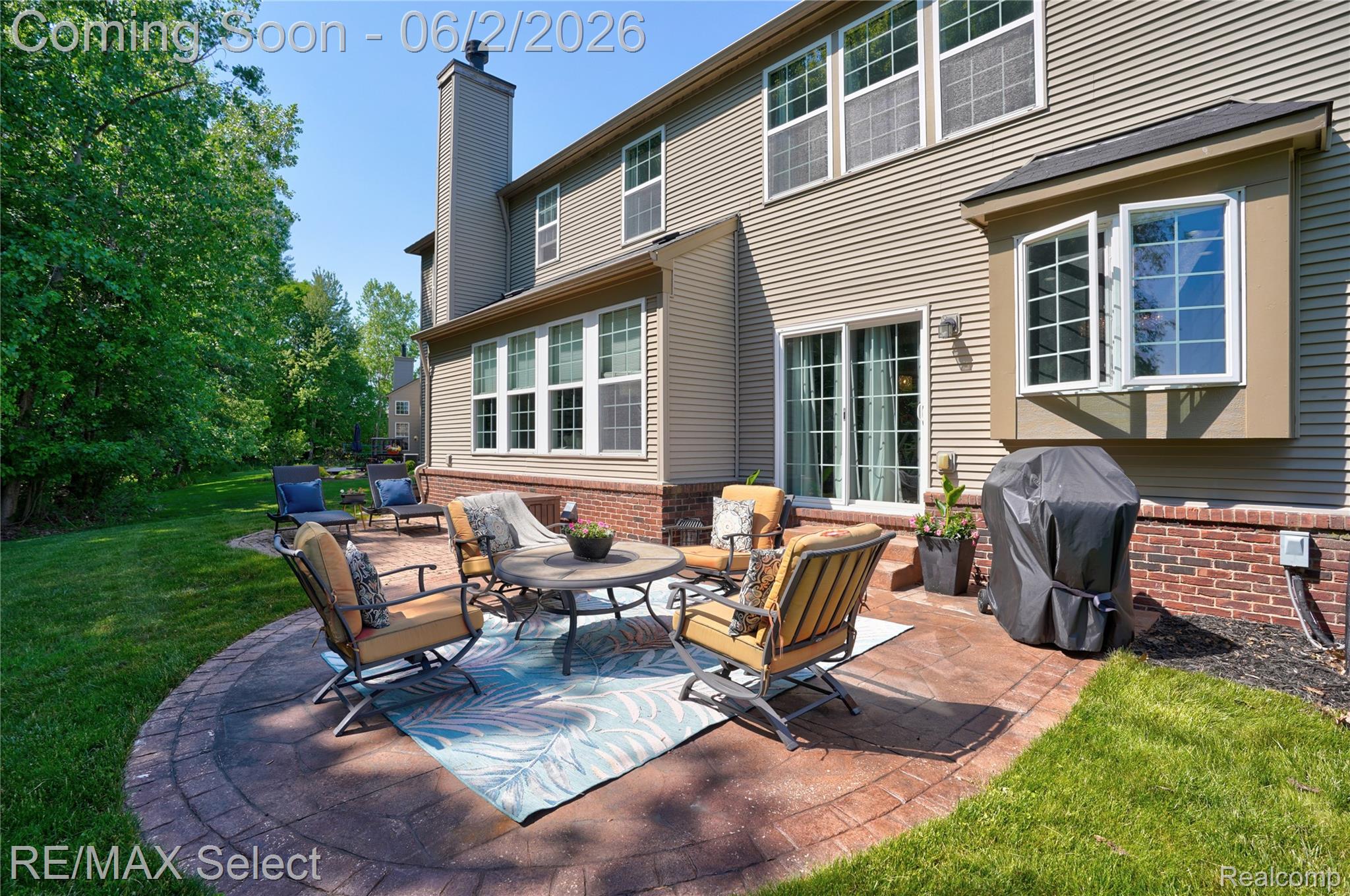 6288 Opal Lane
