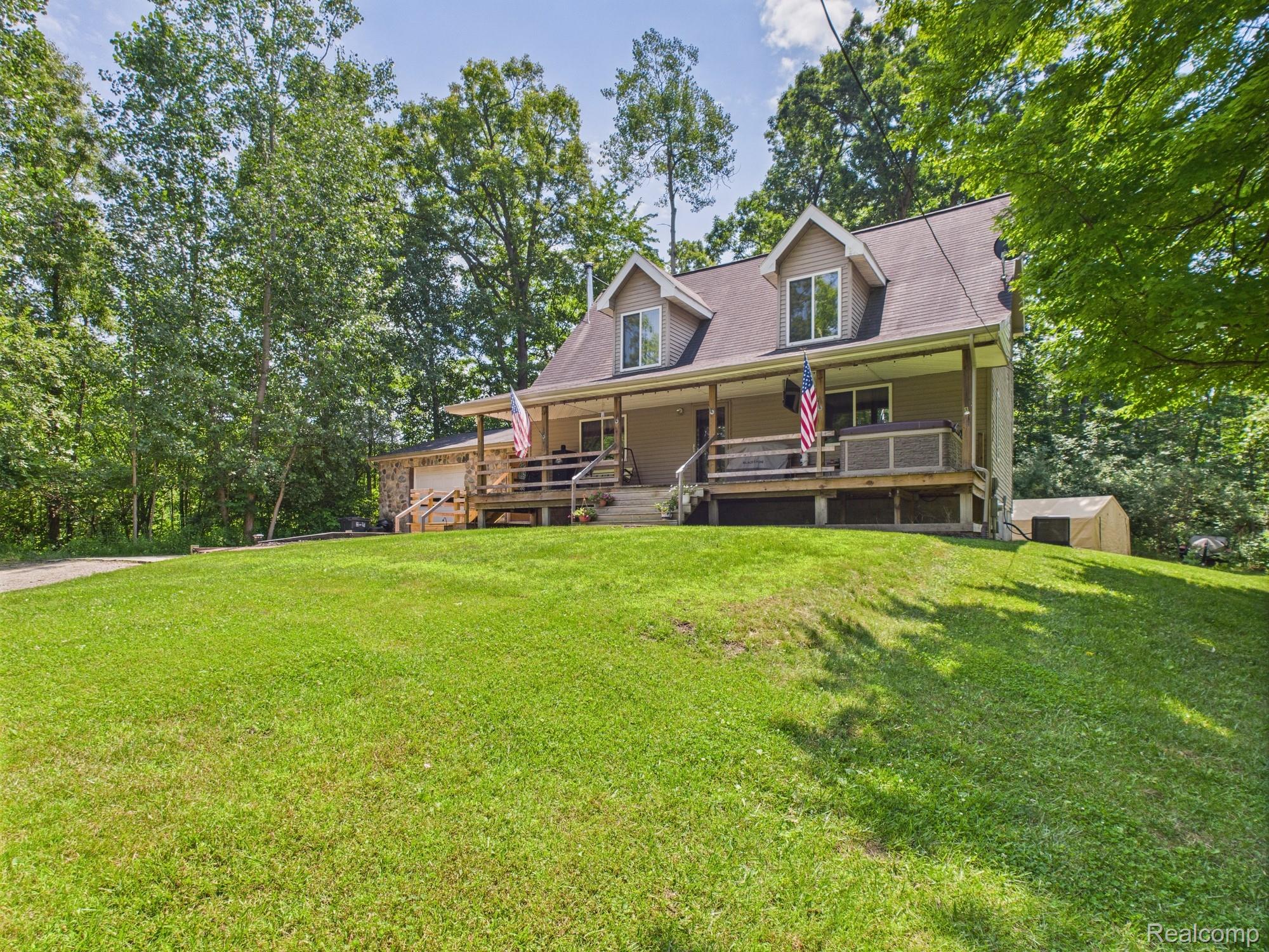 193 MILLER LAKE Road