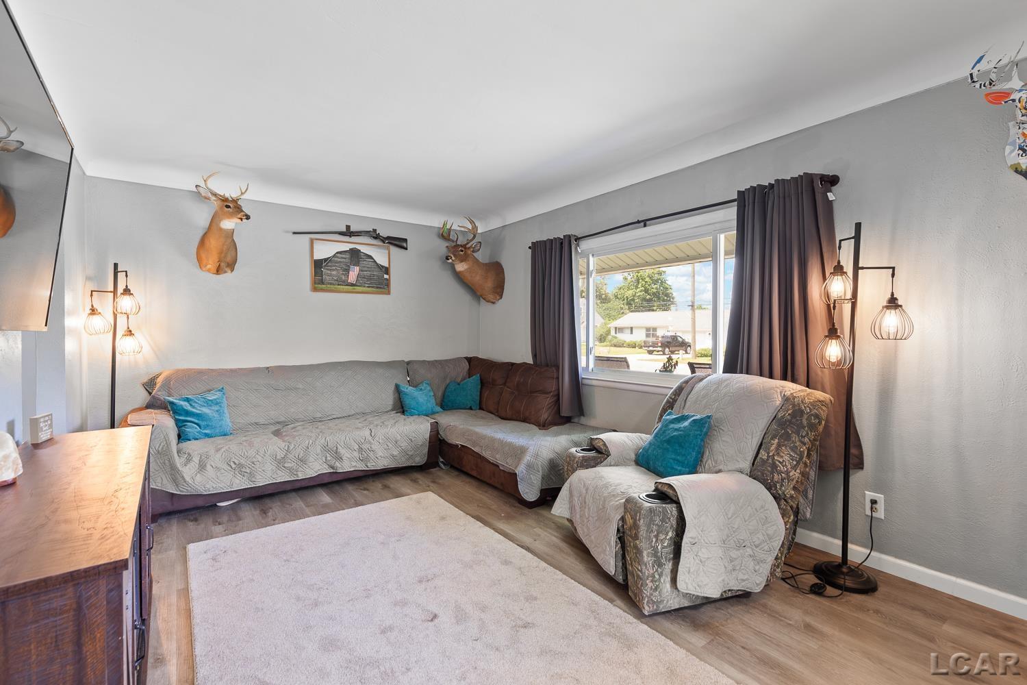 1100 Sunset Drive