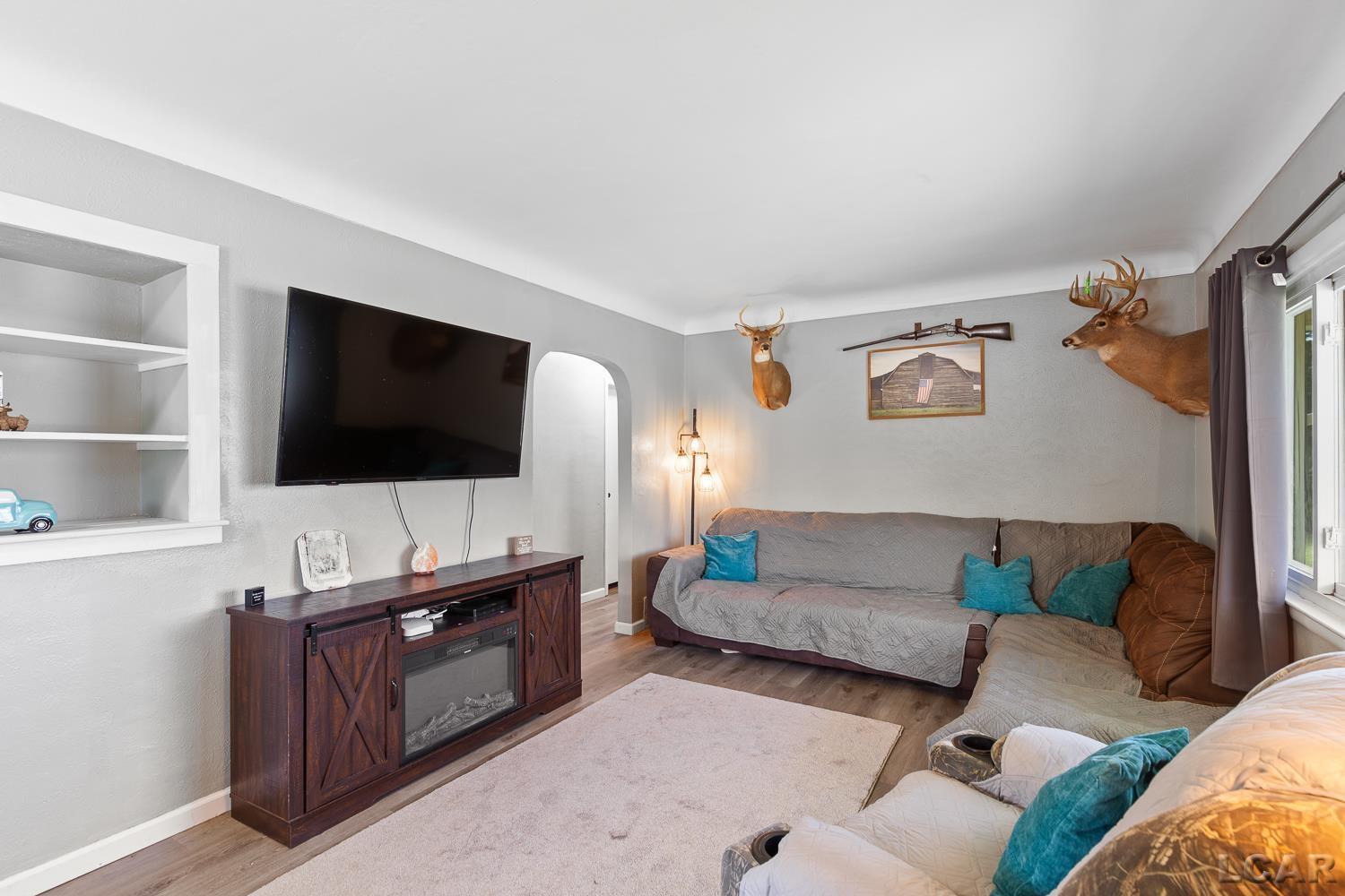 1100 Sunset Drive