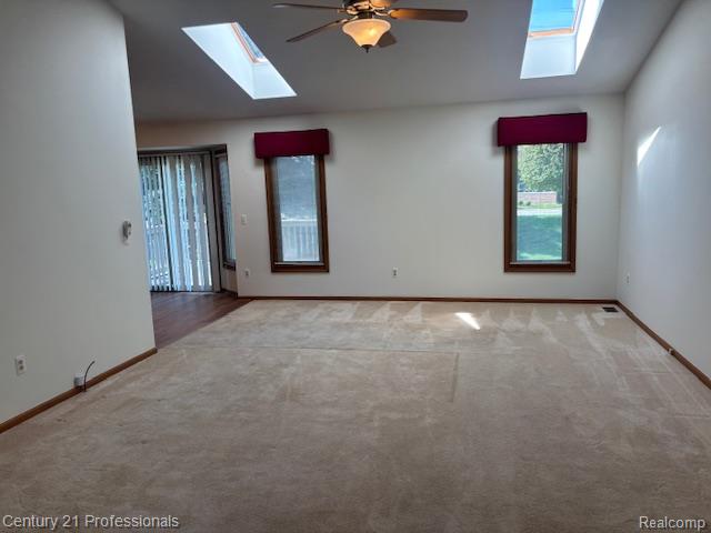 19040 Fortuna Drive S