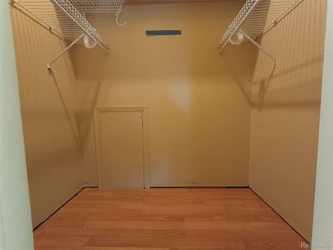 Tiny photo for 112 Stratford Lane, Rochester Hills City, MI 48309 (MLS # 20261043561)