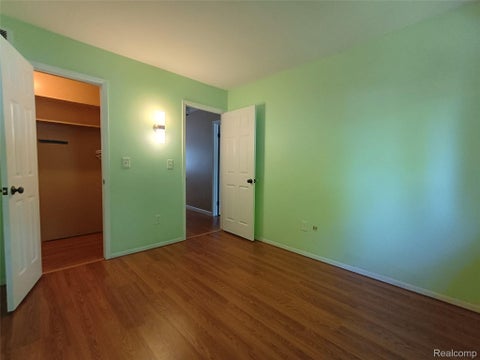 Tiny photo for 112 Stratford Lane, Rochester Hills City, MI 48309 (MLS # 20261043561)
