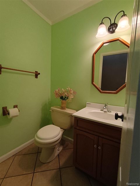 Tiny photo for 112 Stratford Lane, Rochester Hills City, MI 48309 (MLS # 20261043561)