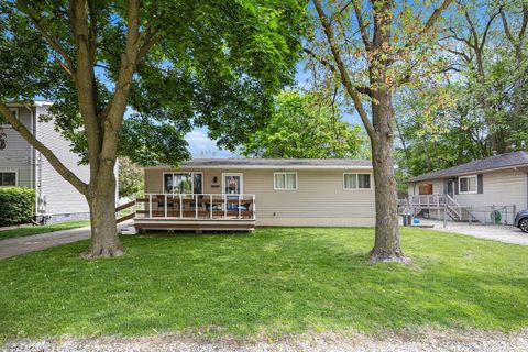 44080 DAVIS Utica City Macomb MI 48317