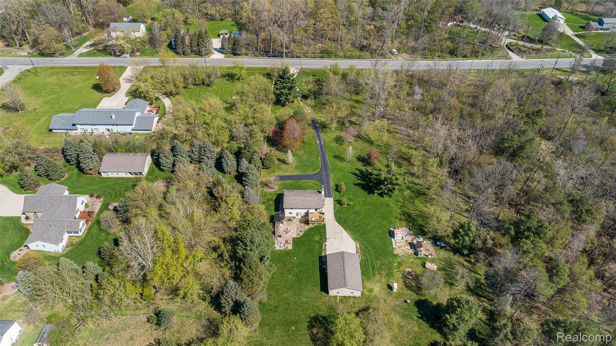 961 Jolly Road