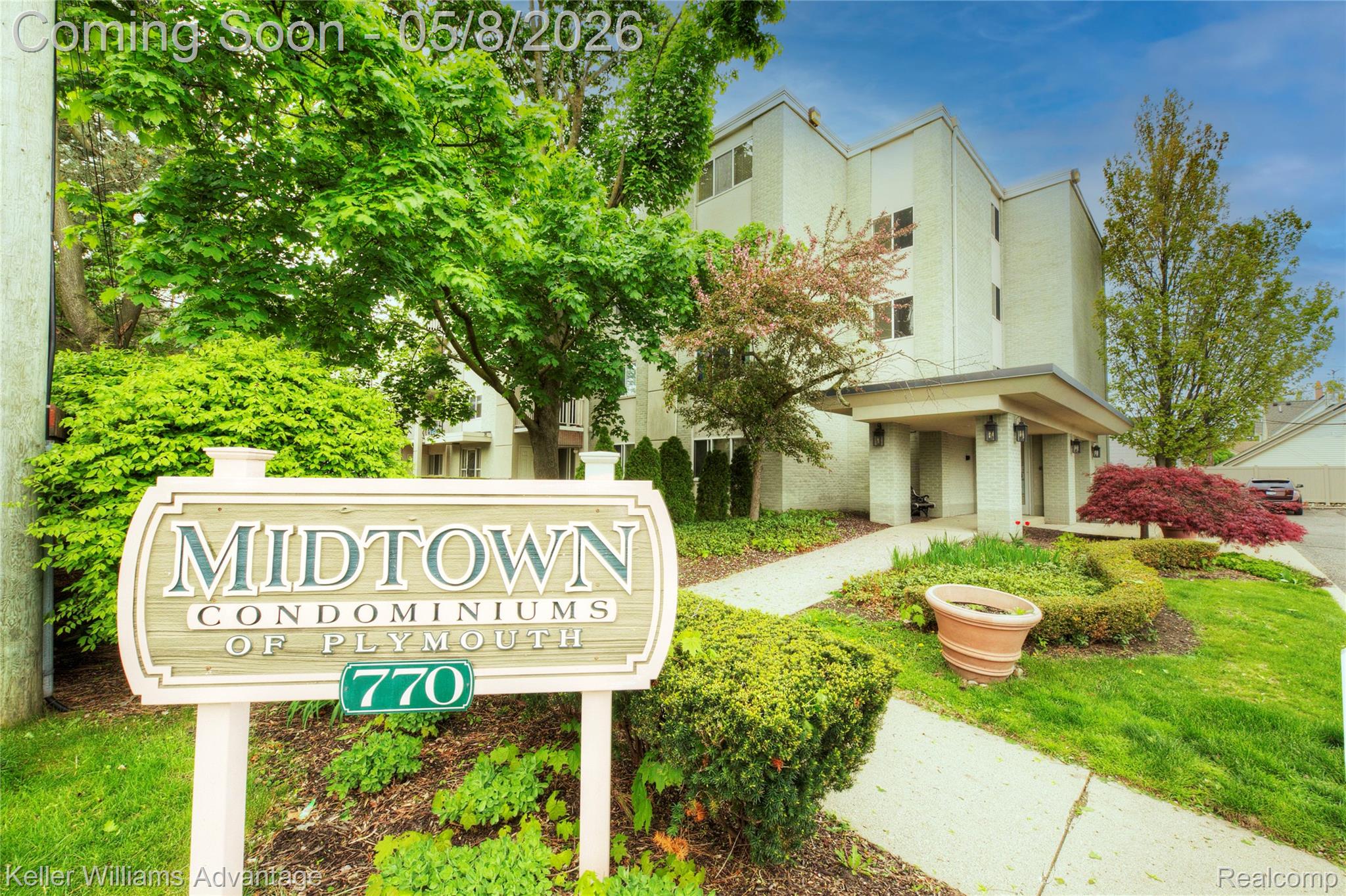 770 Deer Street 302