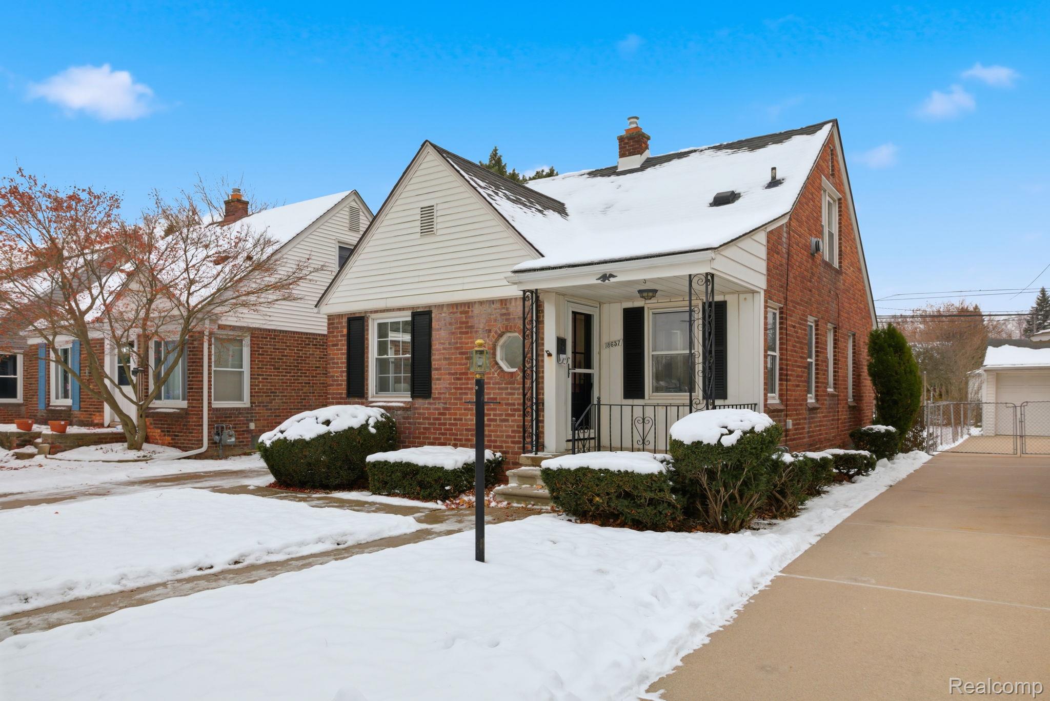 18657 Audette Street