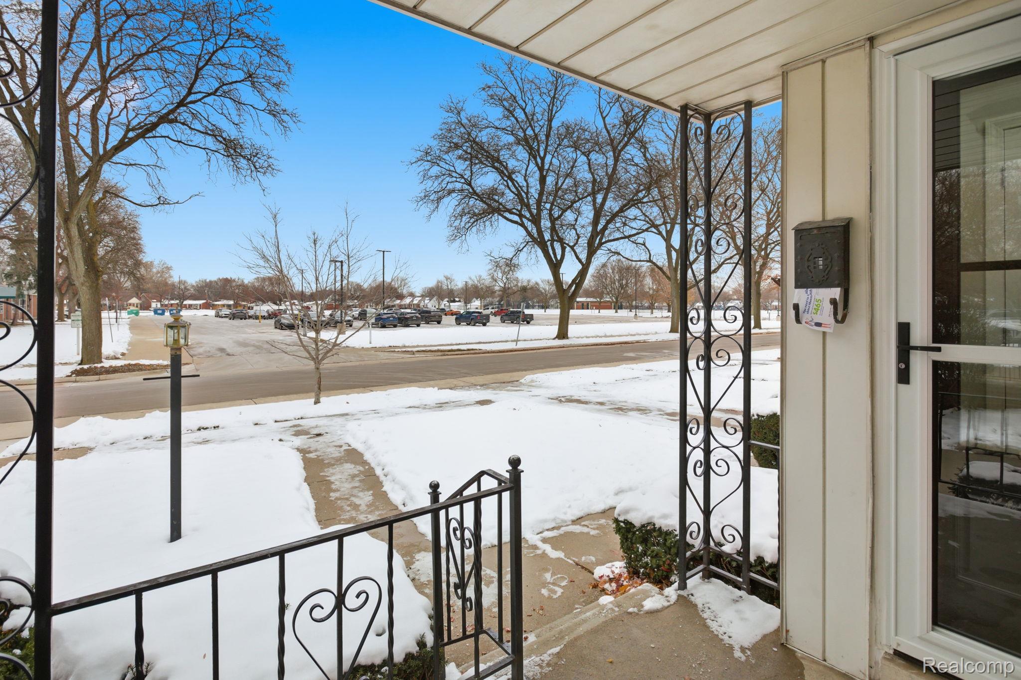 18657 Audette Street