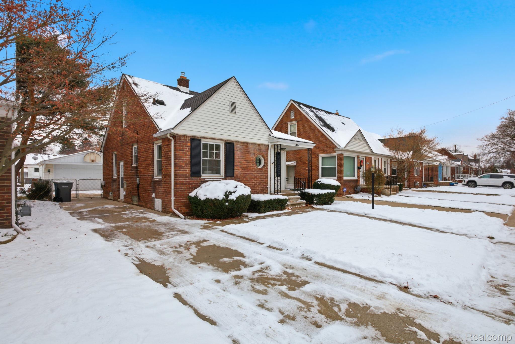 18657 Audette Street