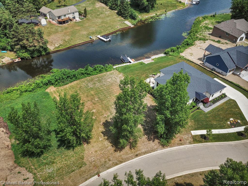 1932 Sandy Shores Drive