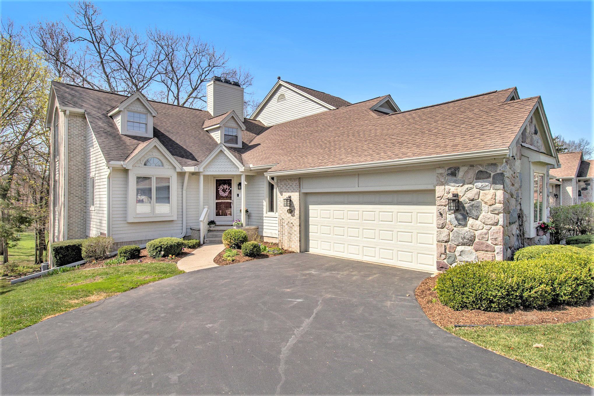 4592 GLEN EAGLES Drive