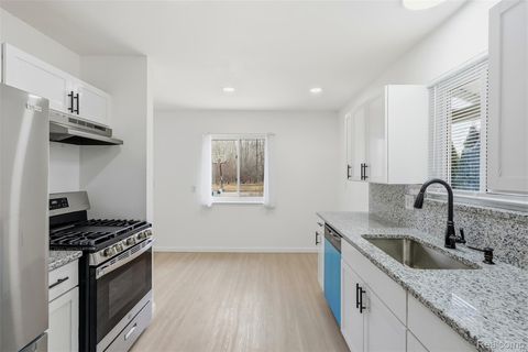 Tiny photo for 5936 Westlake Street, Taylor City, MI 48180 (MLS # 20261010302)