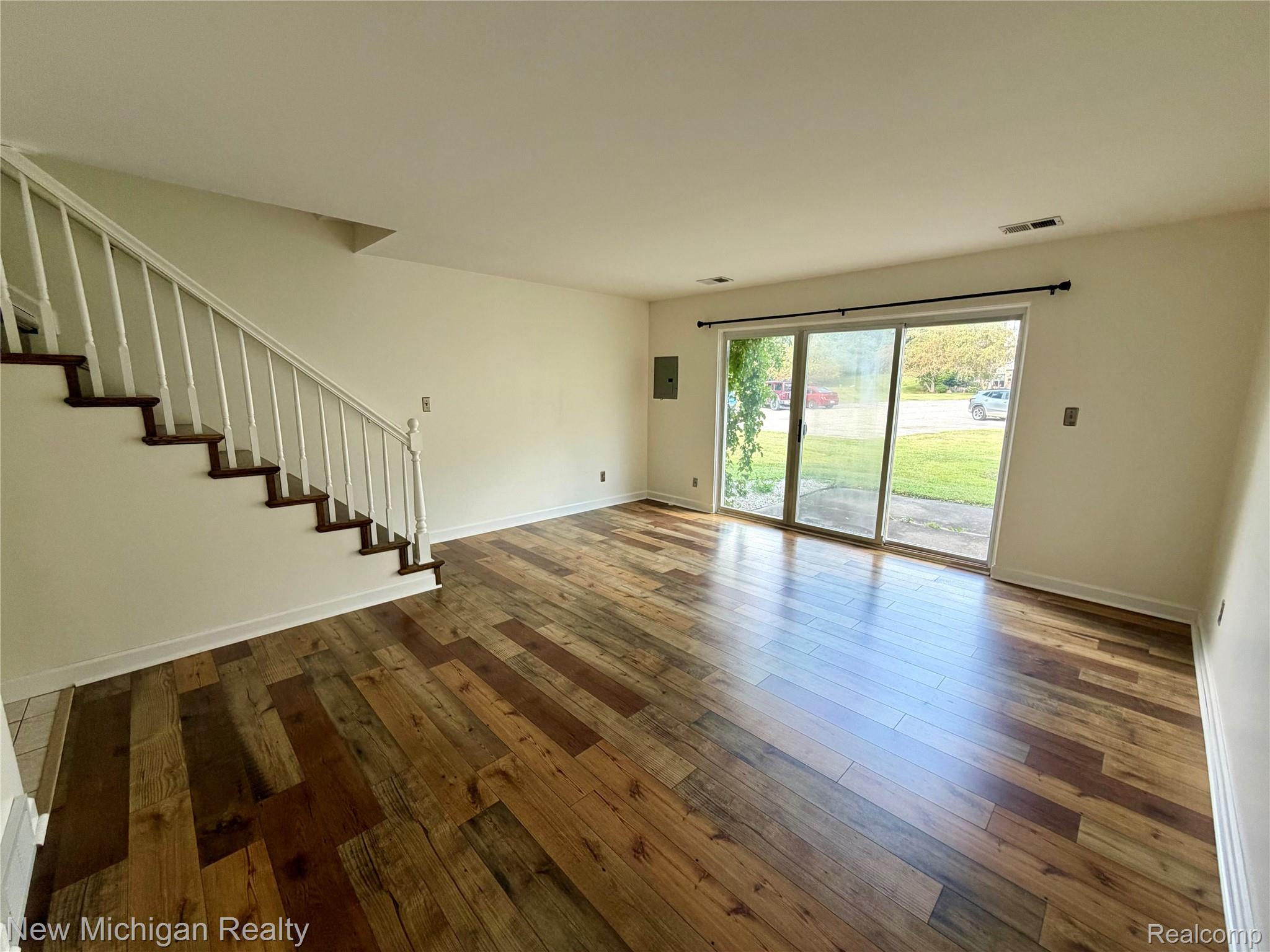 854 N Main Street