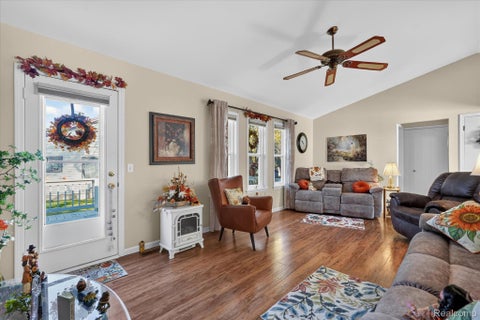 Tiny photo for 7482 Country Meadow Drive, Swartz Creek City, MI 48473 (MLS # 20261085012)
