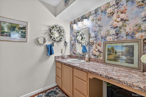 Tiny photo for 7482 Country Meadow Drive, Swartz Creek City, MI 48473 (MLS # 20261085012)