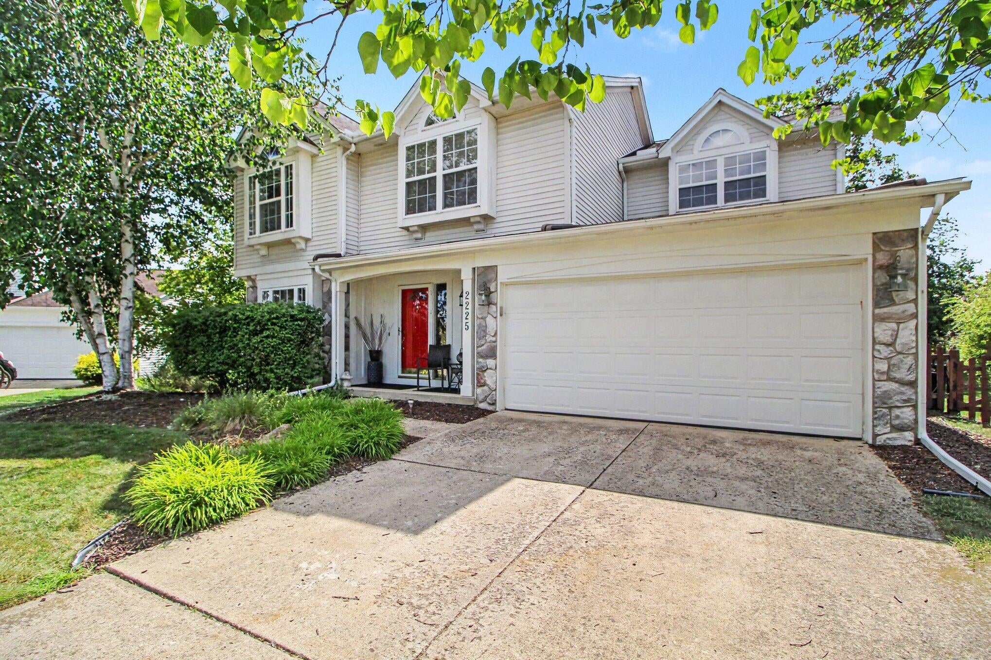 2225 Green Valley Court