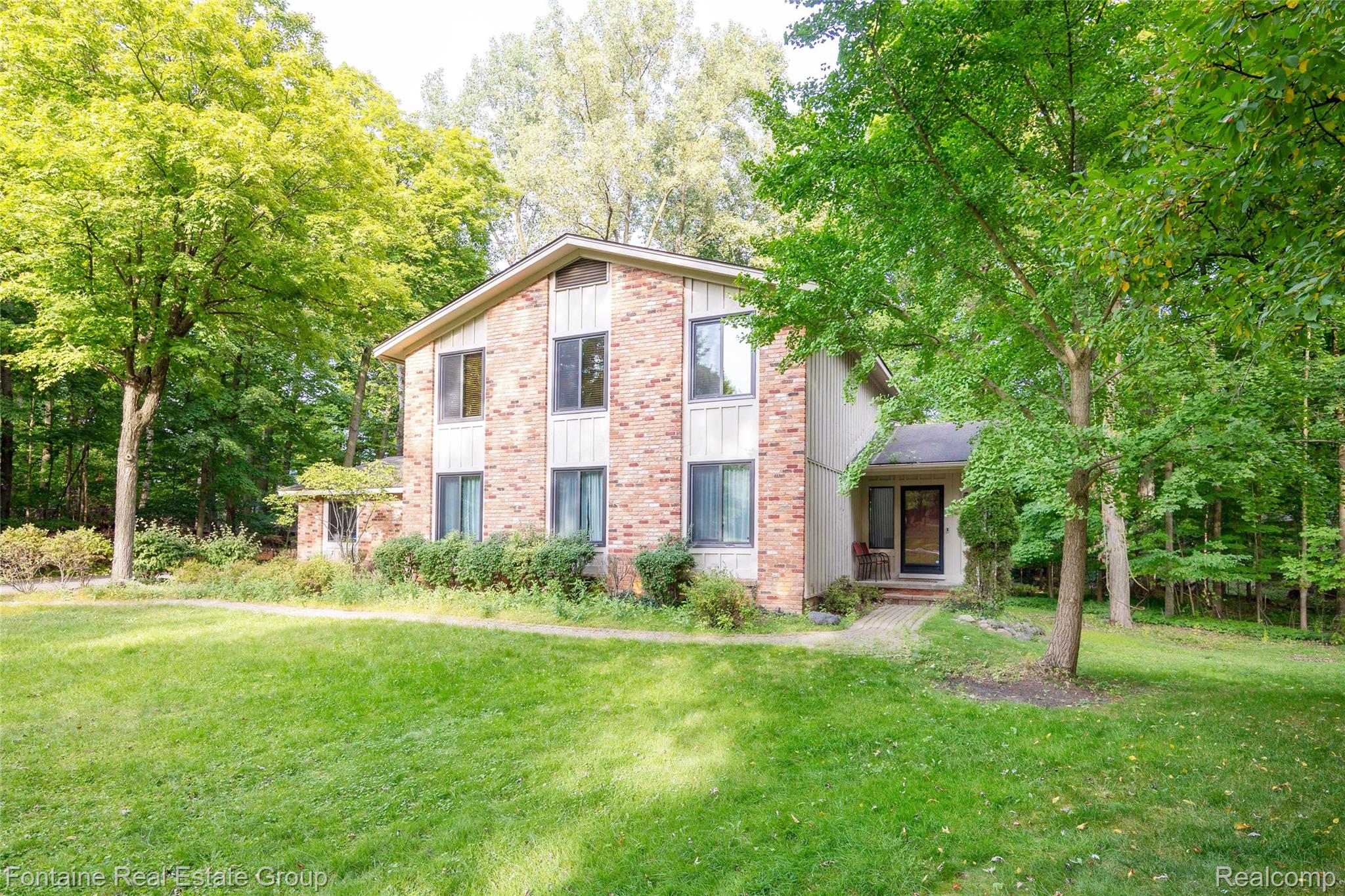 21542 Beauford Court