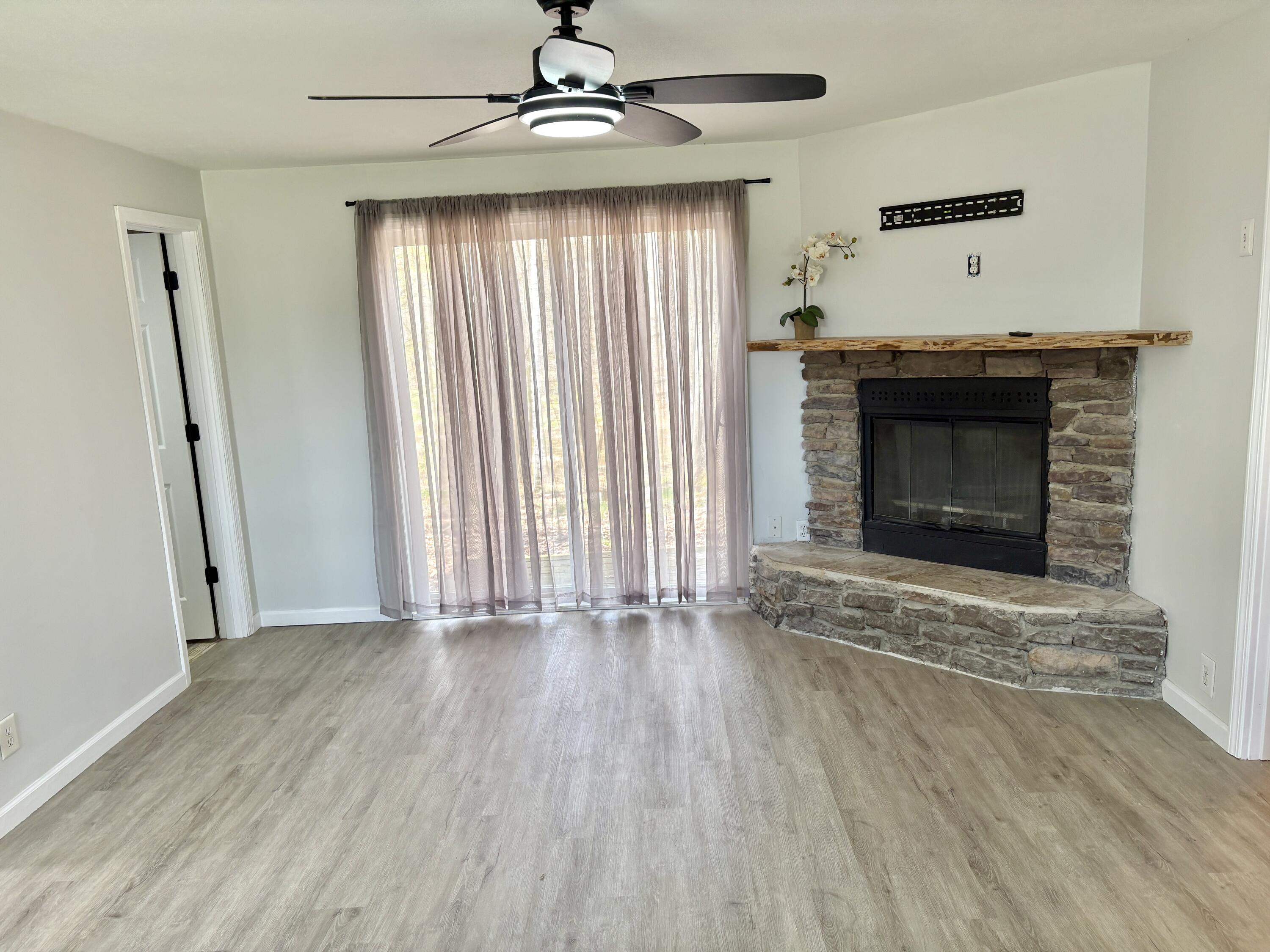 5059 Half Moon Trail