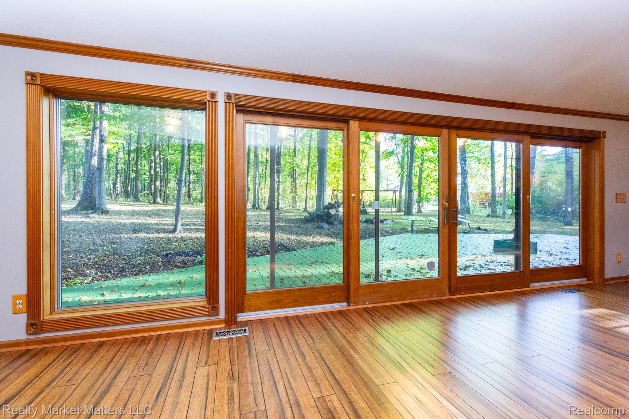 7505 Falling Leaf Court