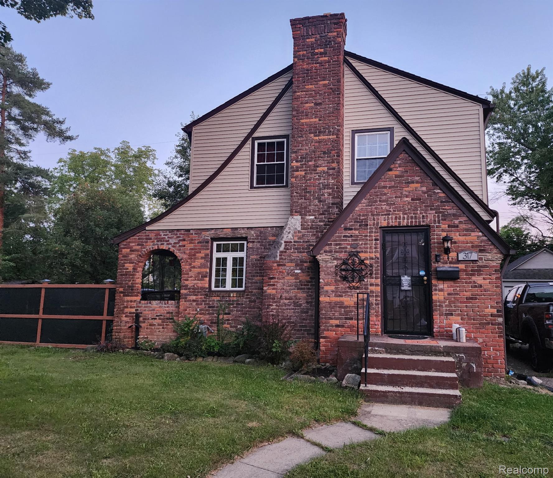 Flint City, Michigan 48503, United States, 3 Bedrooms Bedrooms, ,1 BathroomBathrooms,Residential,Active,147185