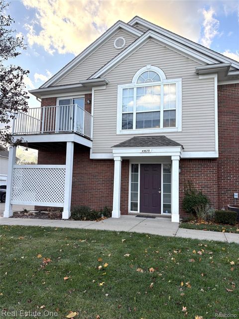 Photo of 45679 Heather Ridge Drive, Macomb Township, MI 48044 (MLS # 20251050996)