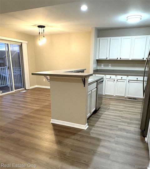 Tiny photo for 45679 Heather Ridge Drive, Macomb Township, MI 48044 (MLS # 20251050996)