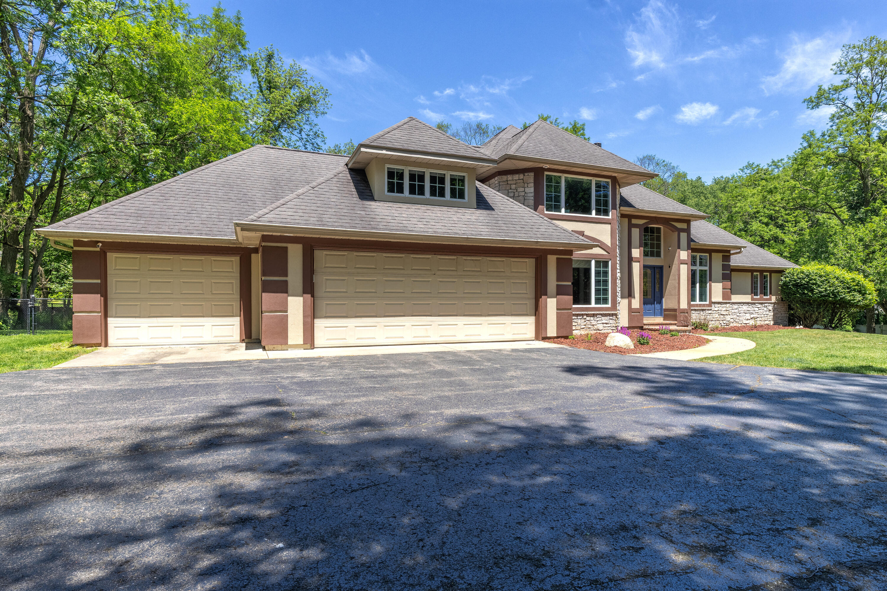 1722 W Kilgore Road
