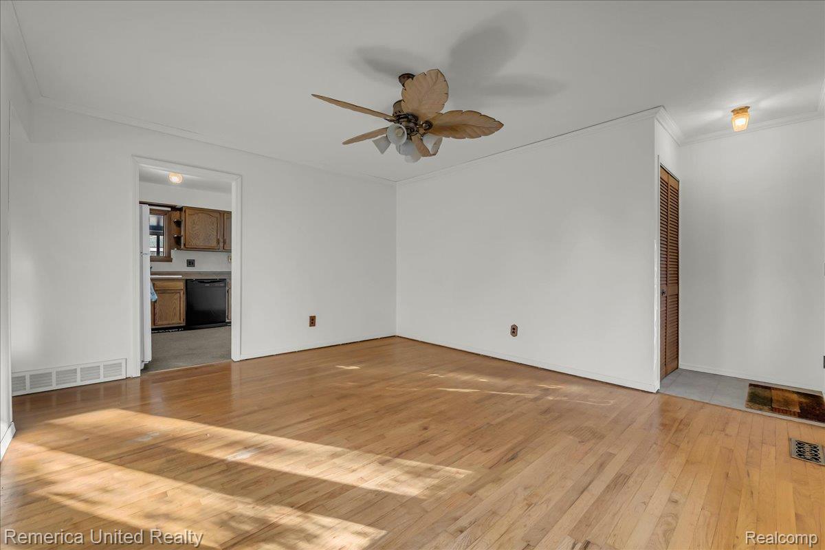 8364 Holly Drive
