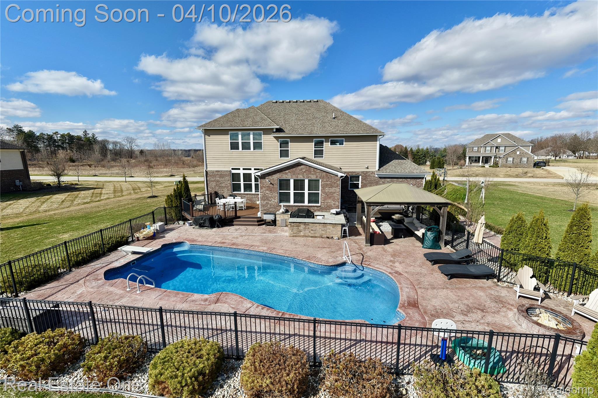 120 Crestview Drive