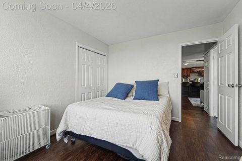 Tiny photo for 8900 E Jefferson Avenue #729, Detroit City, MI 48214 (MLS # 20261021679)