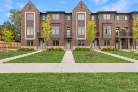 Tiny photo for 386 Notre Dame Street, Grosse Pointe City, MI 48230 (MLS # 20261016180)