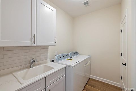 Tiny photo for 386 Notre Dame Street, Grosse Pointe City, MI 48230 (MLS # 20261016180)