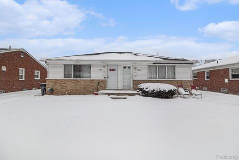 1923 Stieber Street Westland City MI 48186