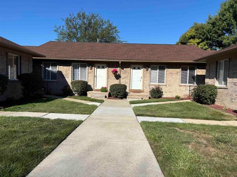 Photo of 26715 Villa Calabrese, Warren City, MI 48091 (MLS # 58050190645)